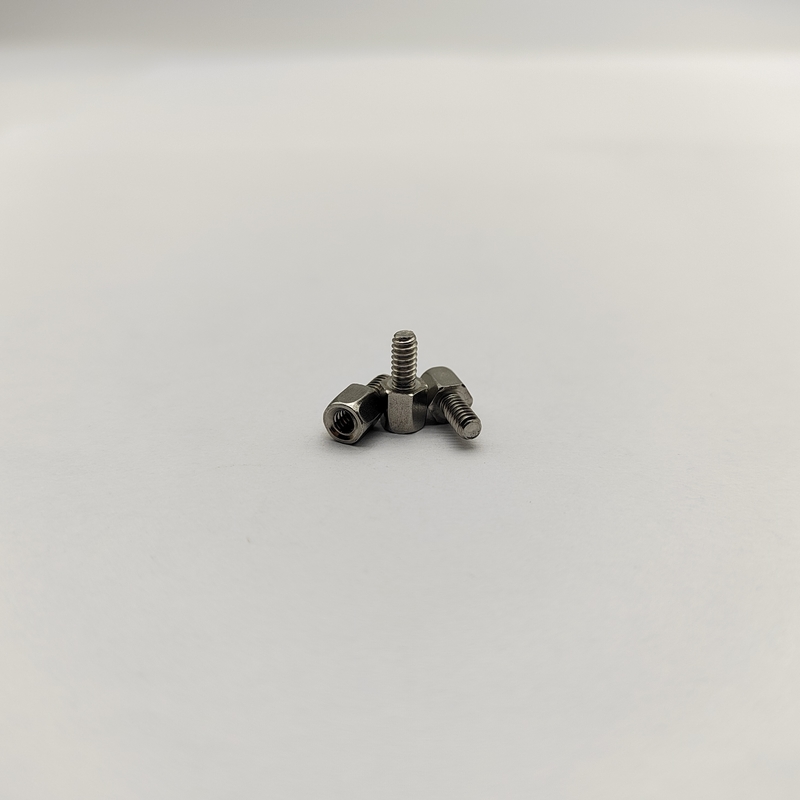 Гексагональные стойки M2-M12 Латунь Нержавеющая сталь Пользовательская длина Крепление печатных плат